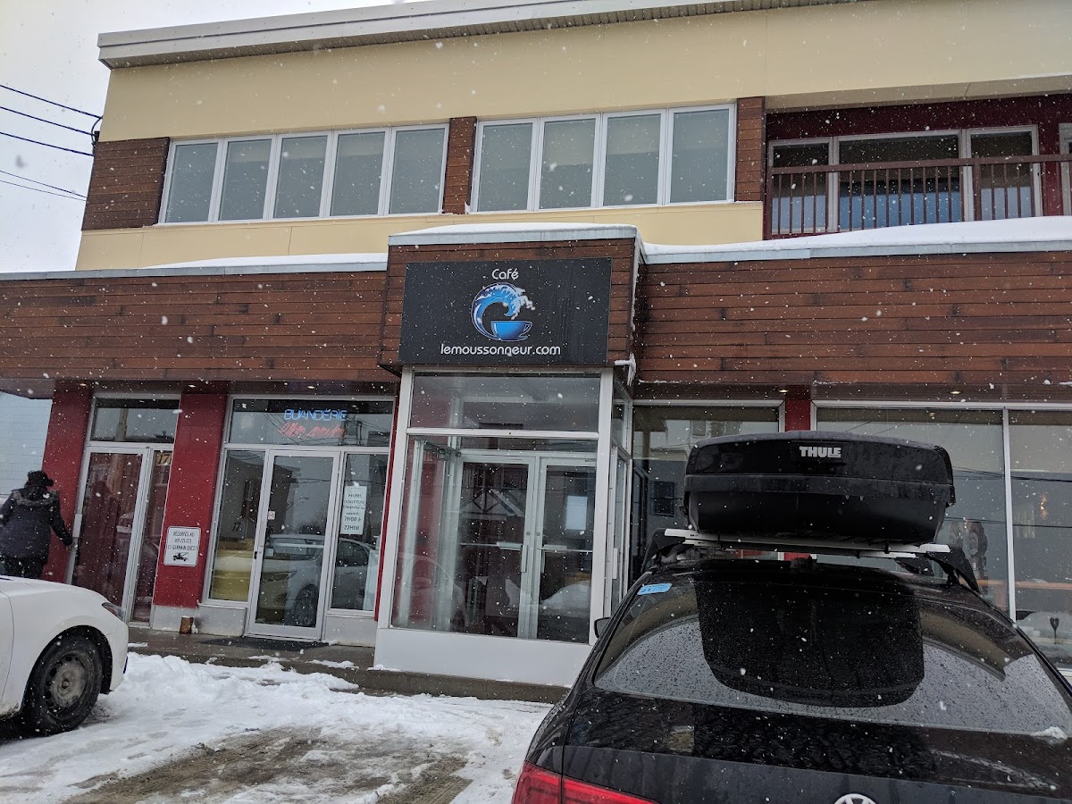 Le Moussonneur Café - Boutique